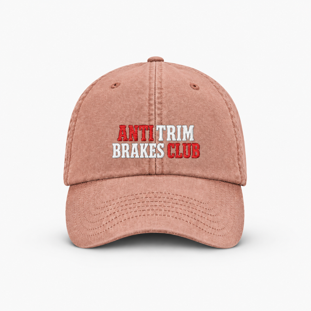 ANTI TRIM BRAKES CLUB Vintage Cap in Vintage Orange mit rot-hellem Stick – Frontansicht