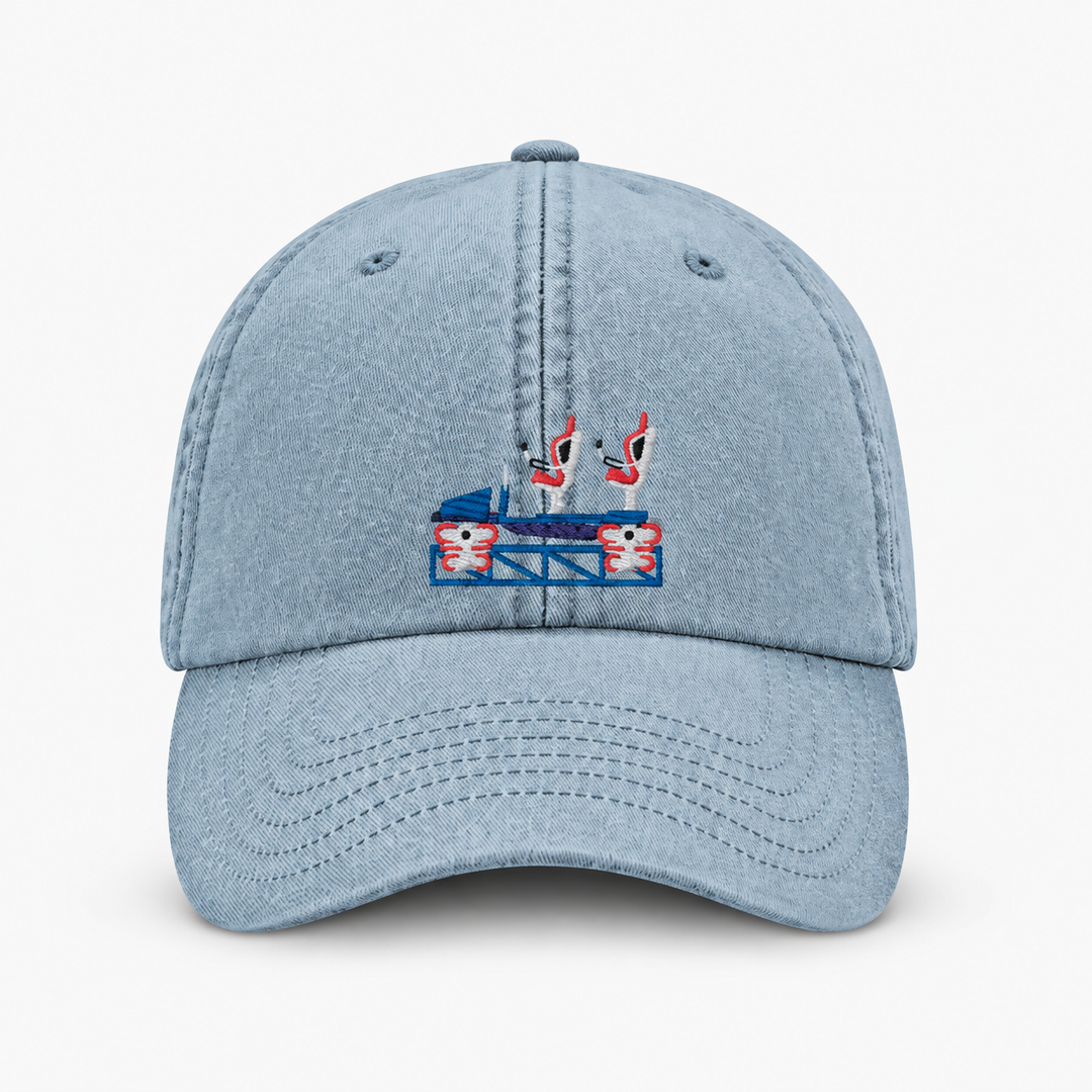 Launch Coaster Rust Frontcar Vintage Cap in Vintage Light Denim mit mehrfarbigem Stick – Frontansicht