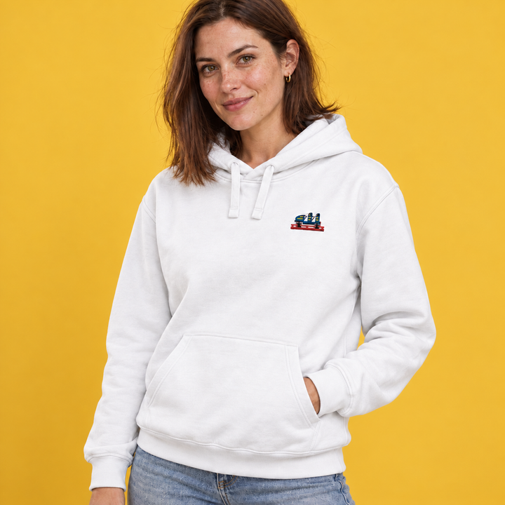 Olympia Frontcar Stick Hoodie – Weiß – Model