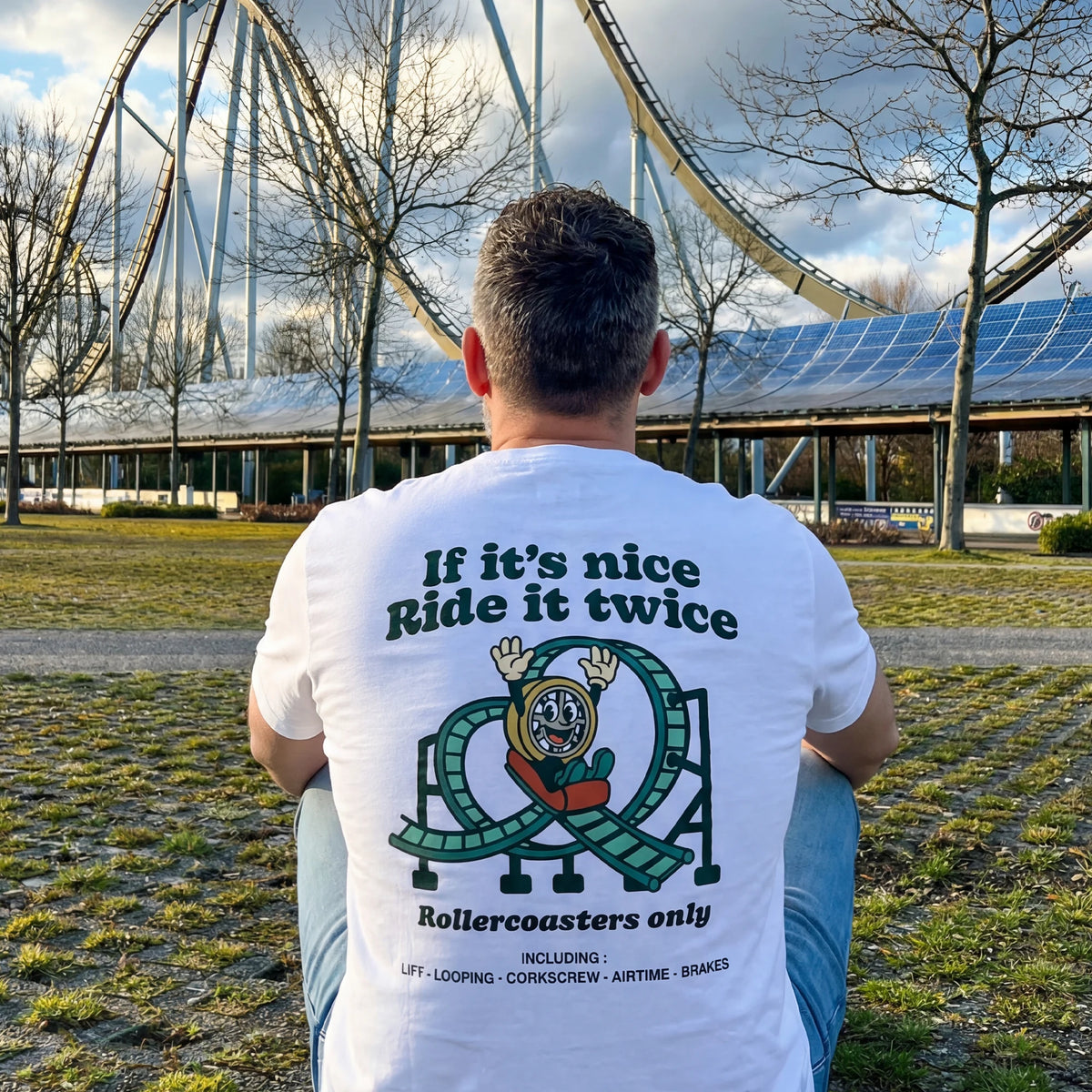 Coasterfashion Outfit im Freizeitpark